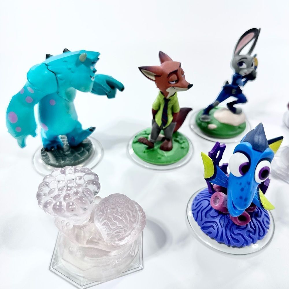 Disney infinity 10 figure bundle - Picture 3 of 7